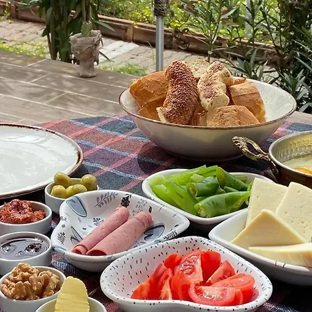Bed & Breakfast Nehir Bungalow, Mandarin *